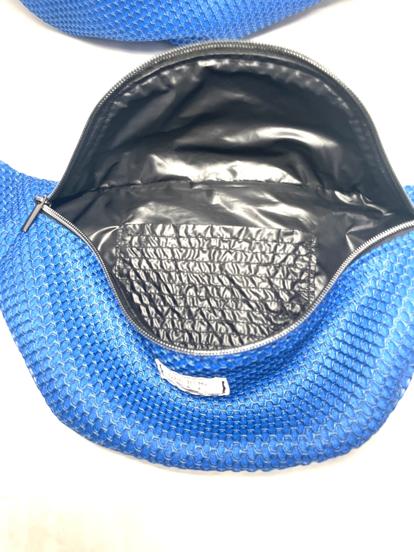 RIÑONERA L URBAN MESH 3D