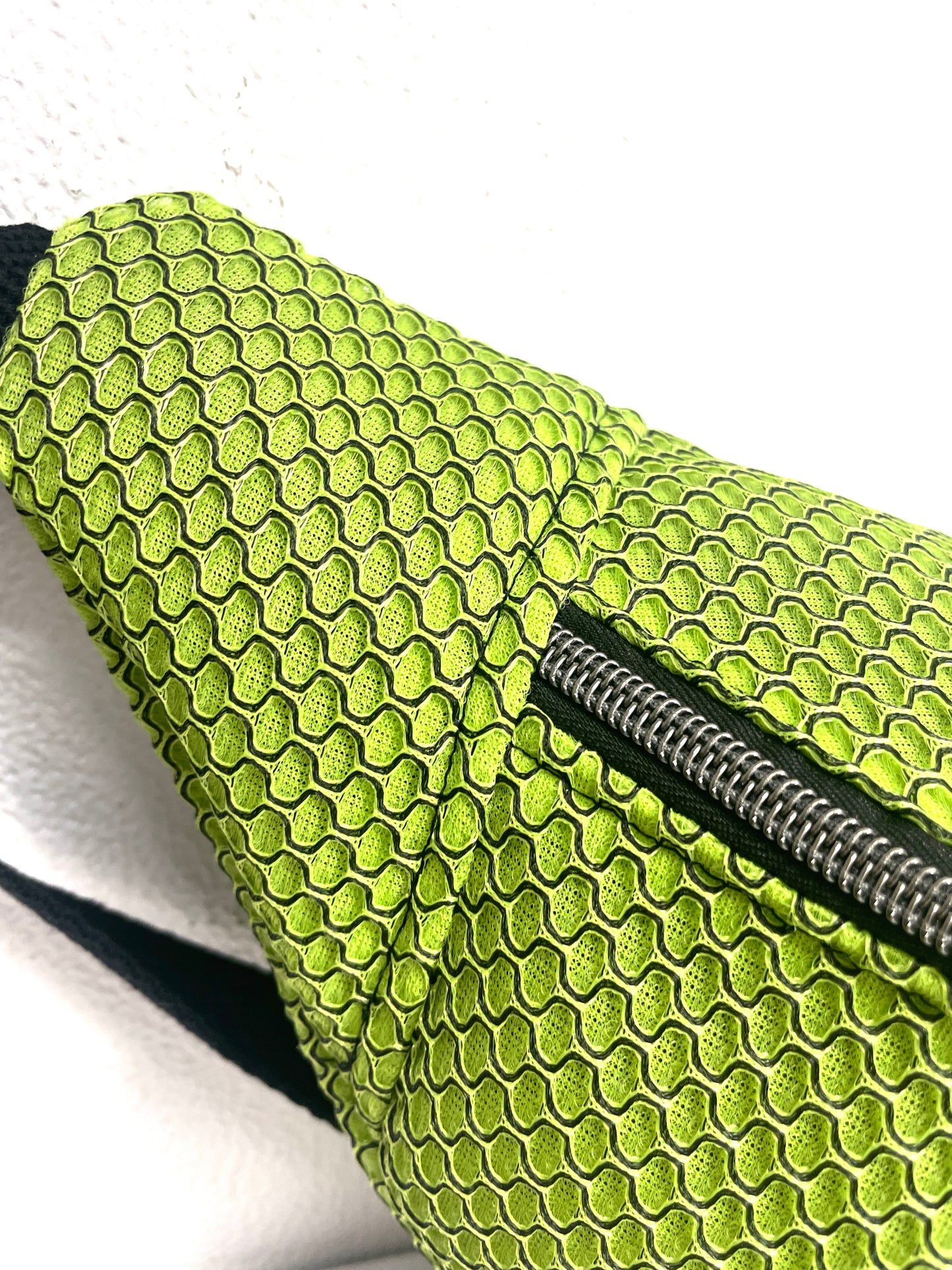 RIÑONERA XL URBAN MESH 3D
