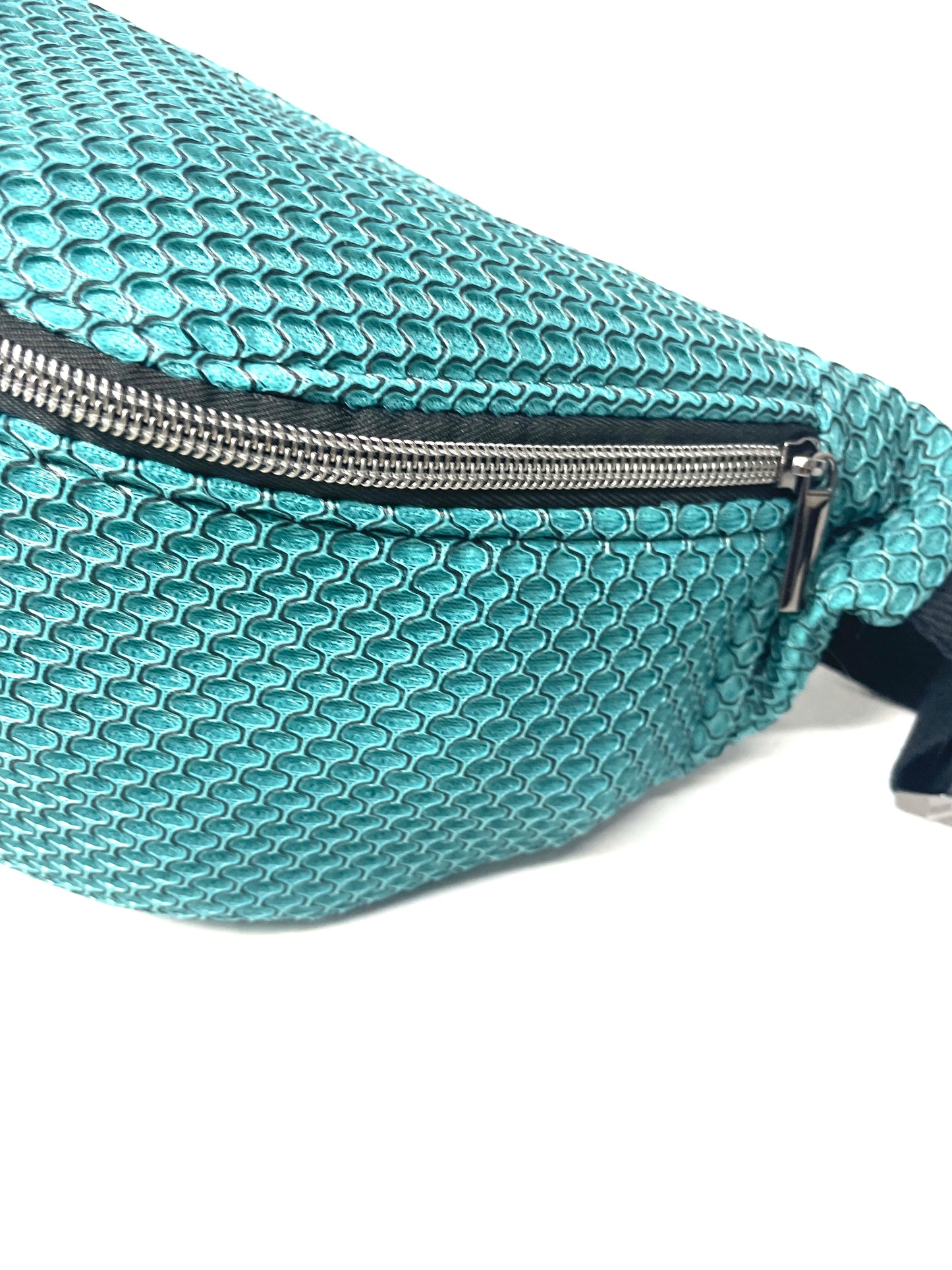 RIÑONERA L URBAN MESH 3D