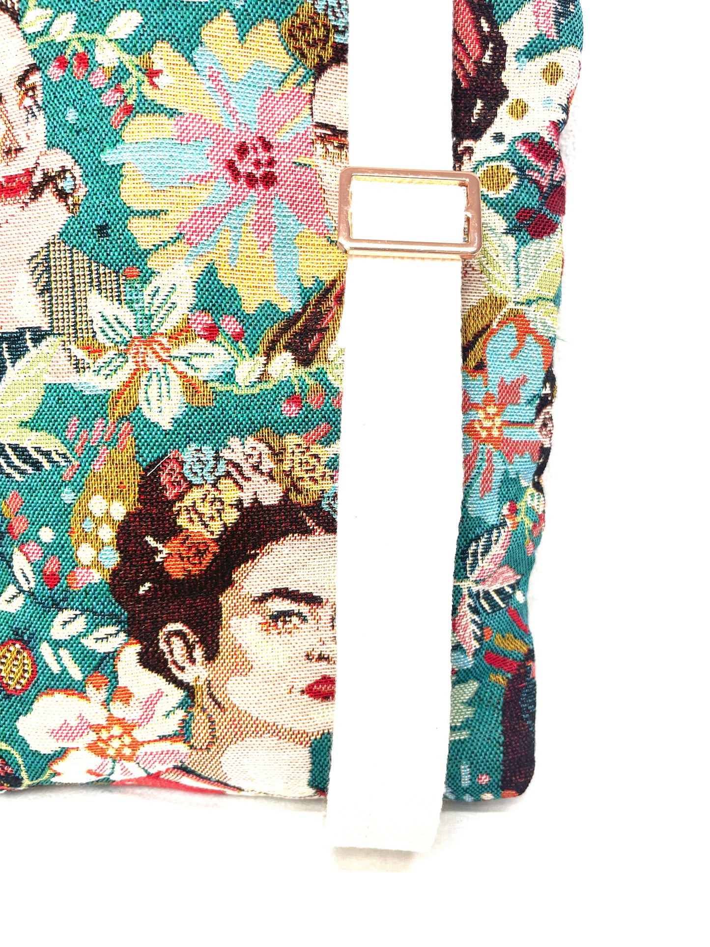 MOCHILA ESENCIA