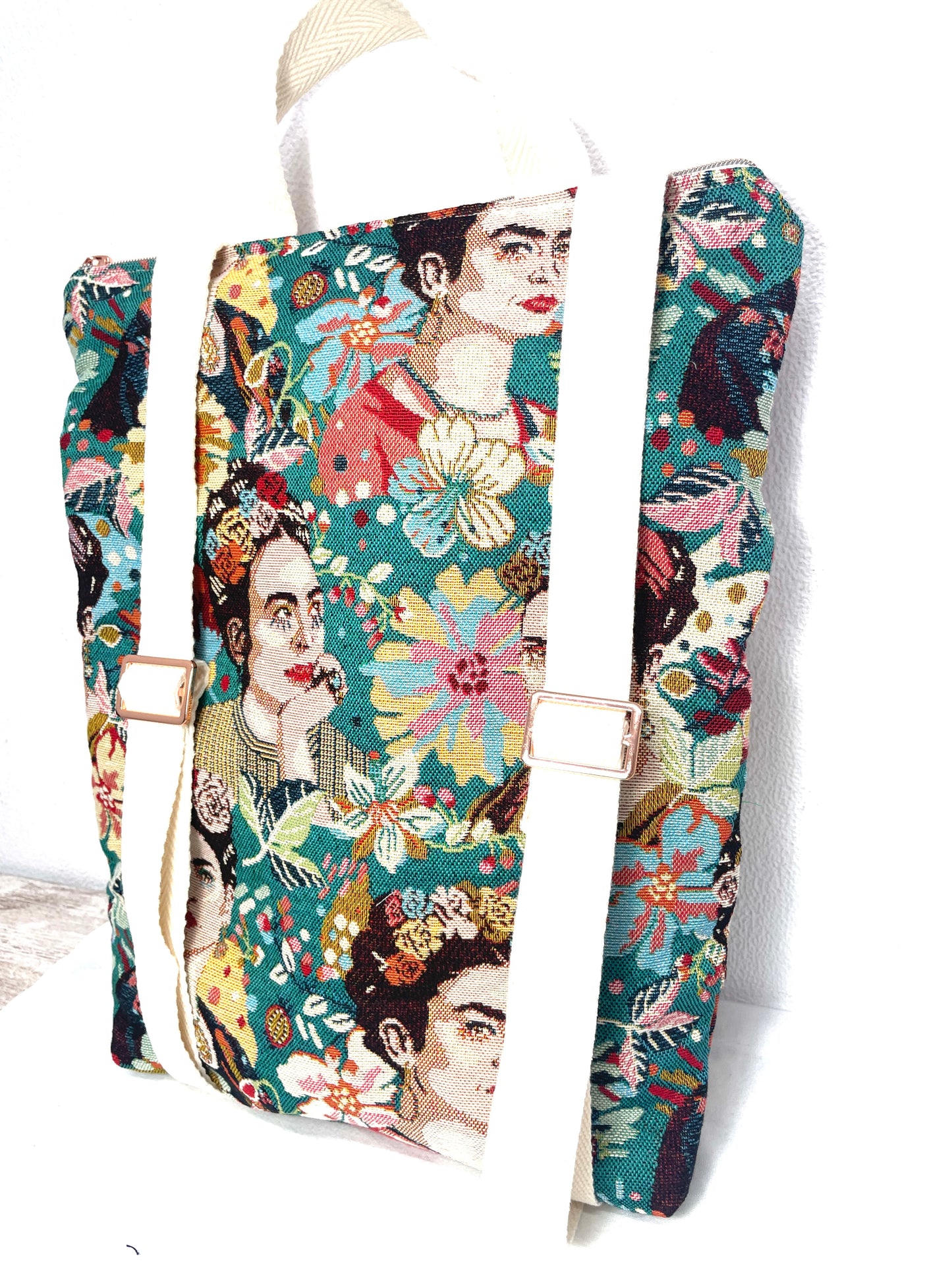 MOCHILA ESENCIA
